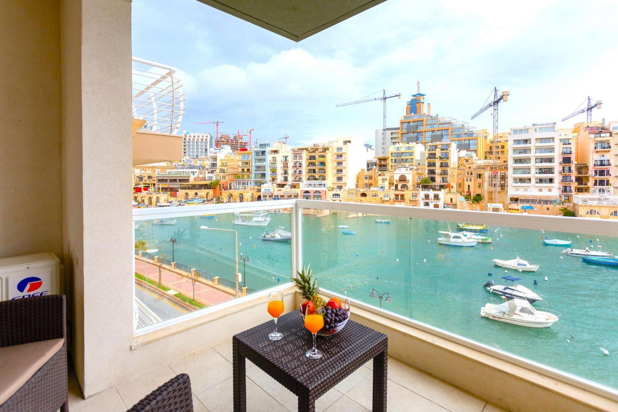 Saint Julian'S - Seafront Cityapartmentstay Extérieur photo